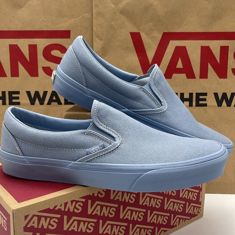 Vans Men’s Sneakers Canvas Classic Slip-On
Pastel Mono Dusty Blue
VN000CT5DSB - Picture 10 of 16